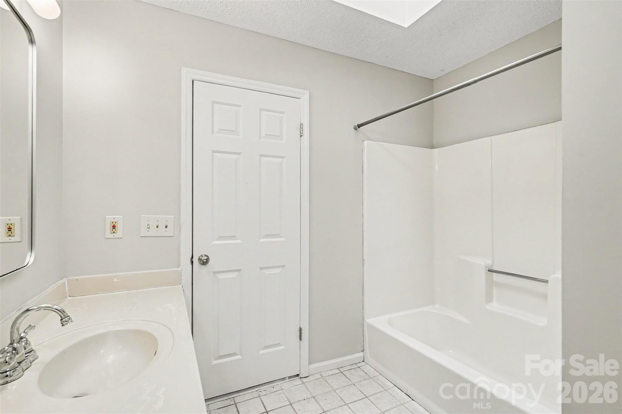 Single Family Residence at 9060 Tulagi Court, Tega Cay, photo 23 of 29