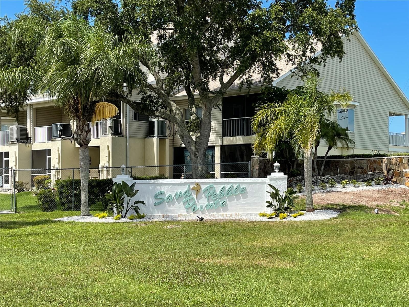 Condominium at 8211 BRENT ST #816, PORT RICHEY, photo 36 of 52