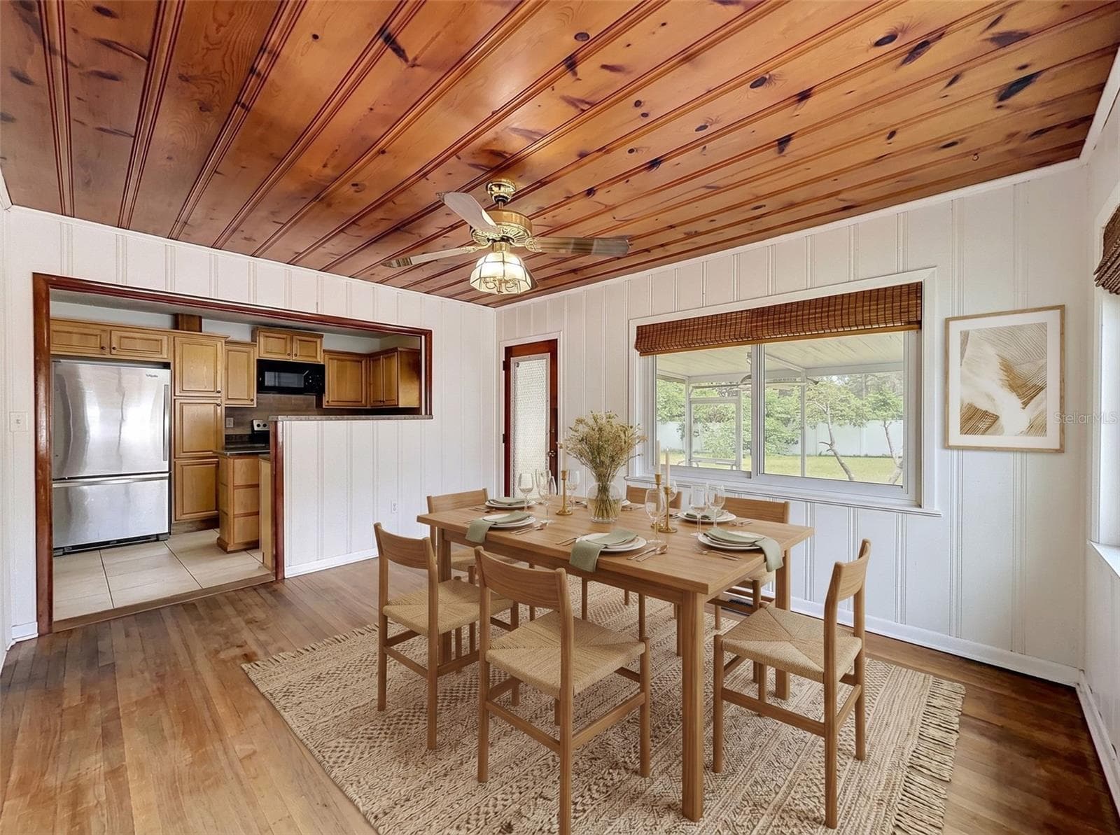 Dining room with access to the patio - 2518 W NORTH ST, TAMPA