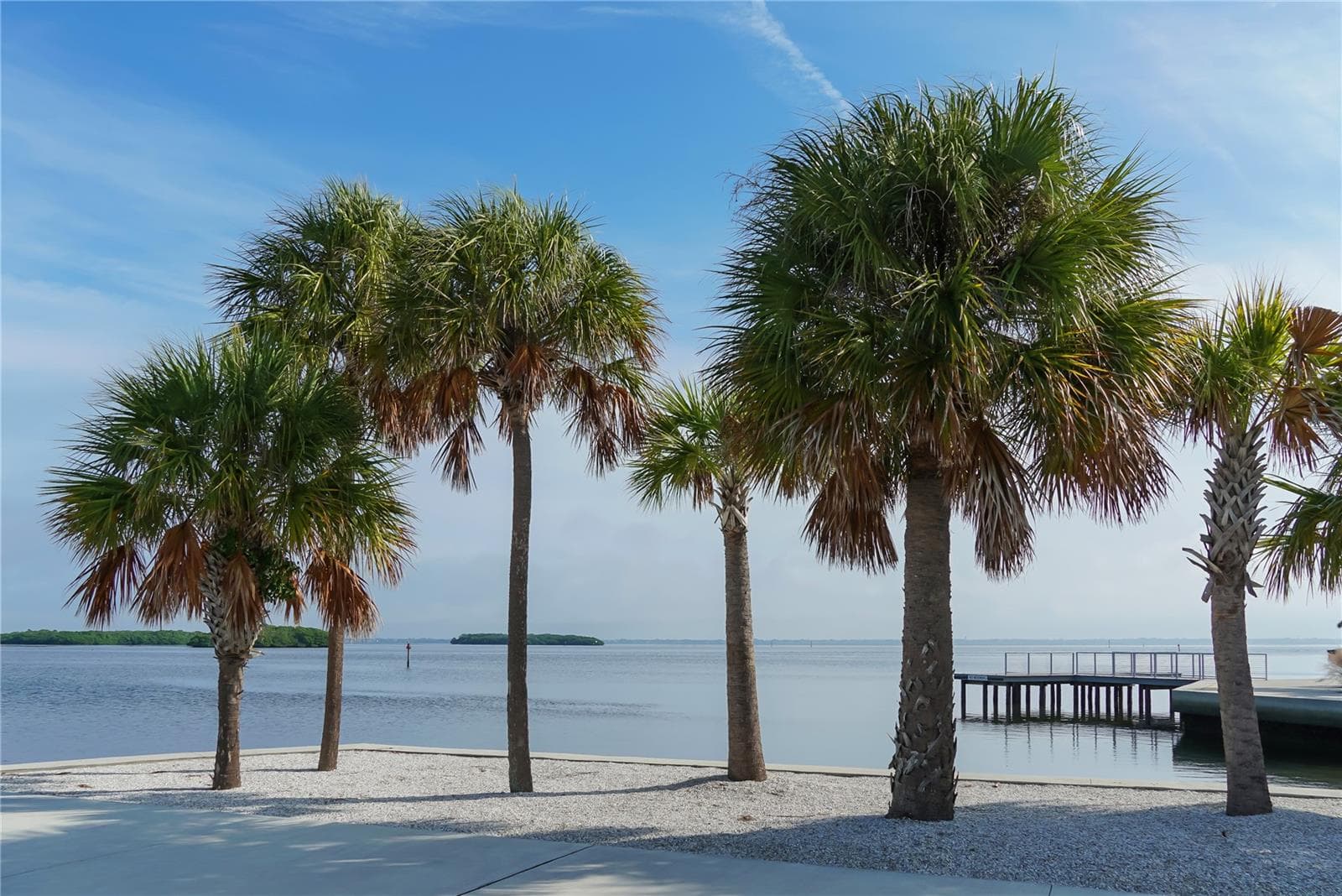Longboat Key is heavenly located between two bodies of water: Sarasota Bay and the Gulf of Mexico, perfect for boating and kayaking and spending hours on the water. - 3040 GULF OF MEXICO DR #3, LONGBOAT KEY