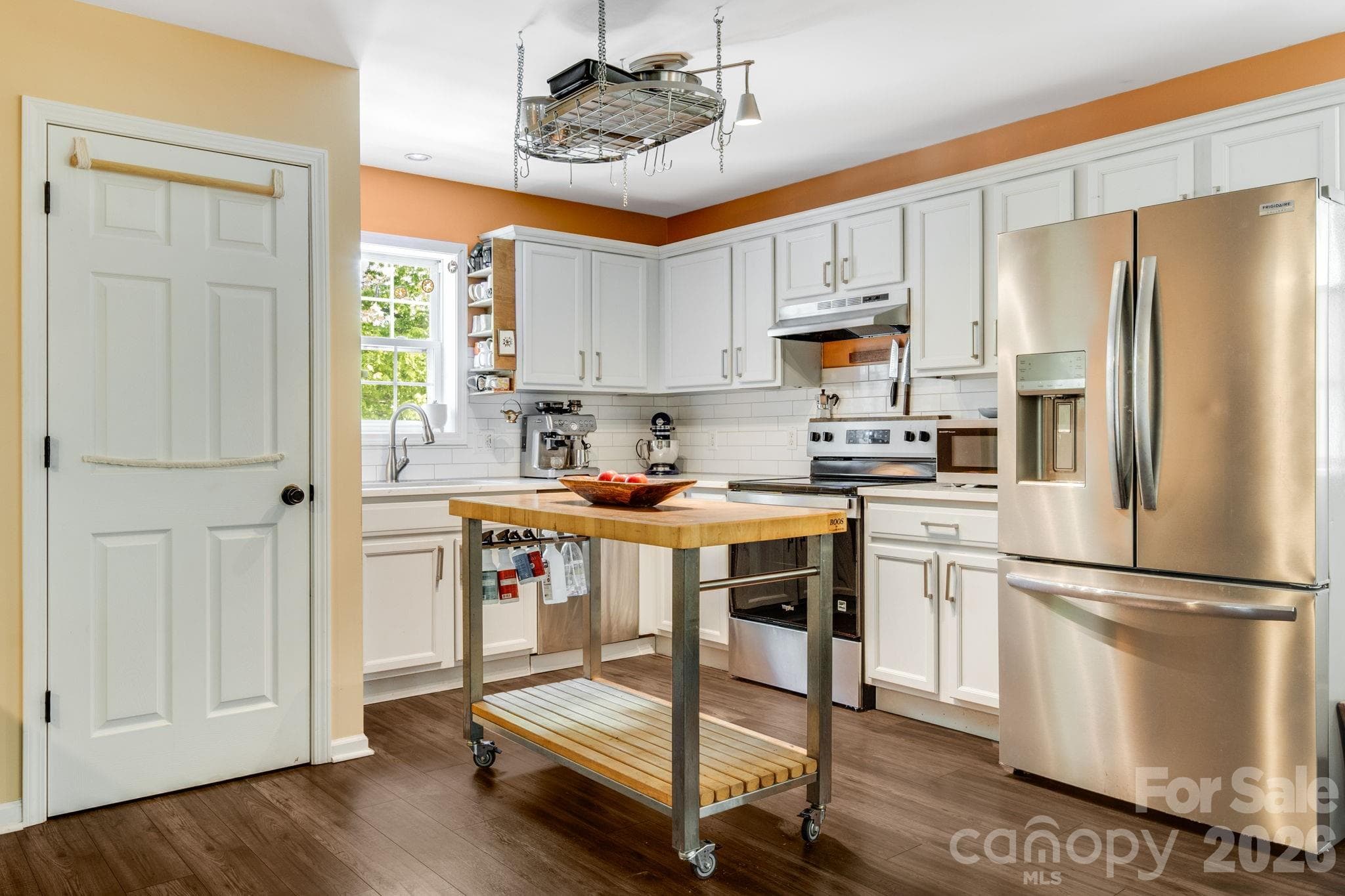 Single Family Residence at Asheville, photo 7 of 28