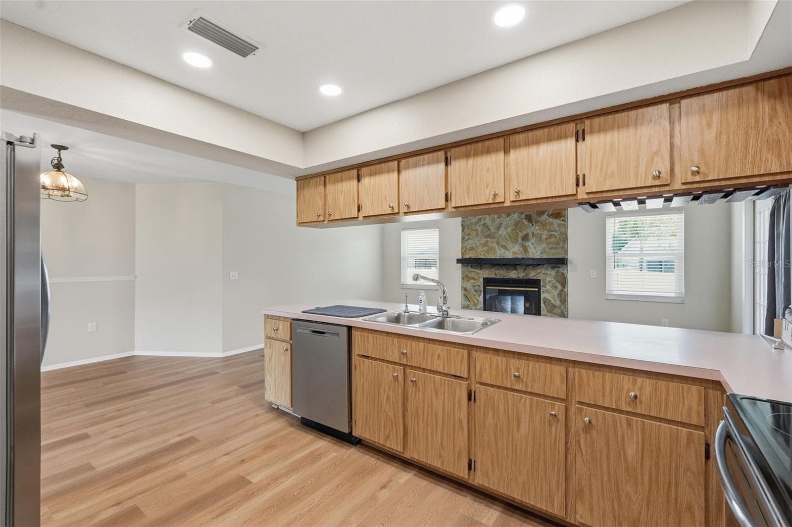 Single Family Residence at 10340 ALBERTA CT, NEW PORT RICHEY, photo 13 of 36