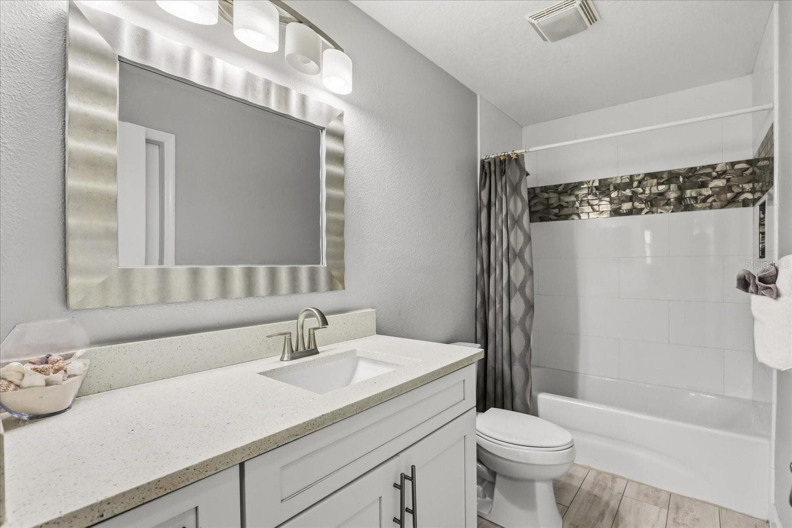 Single Family Residence at 159 HOLLAND RD, ORMOND BEACH, photo 17 of 56