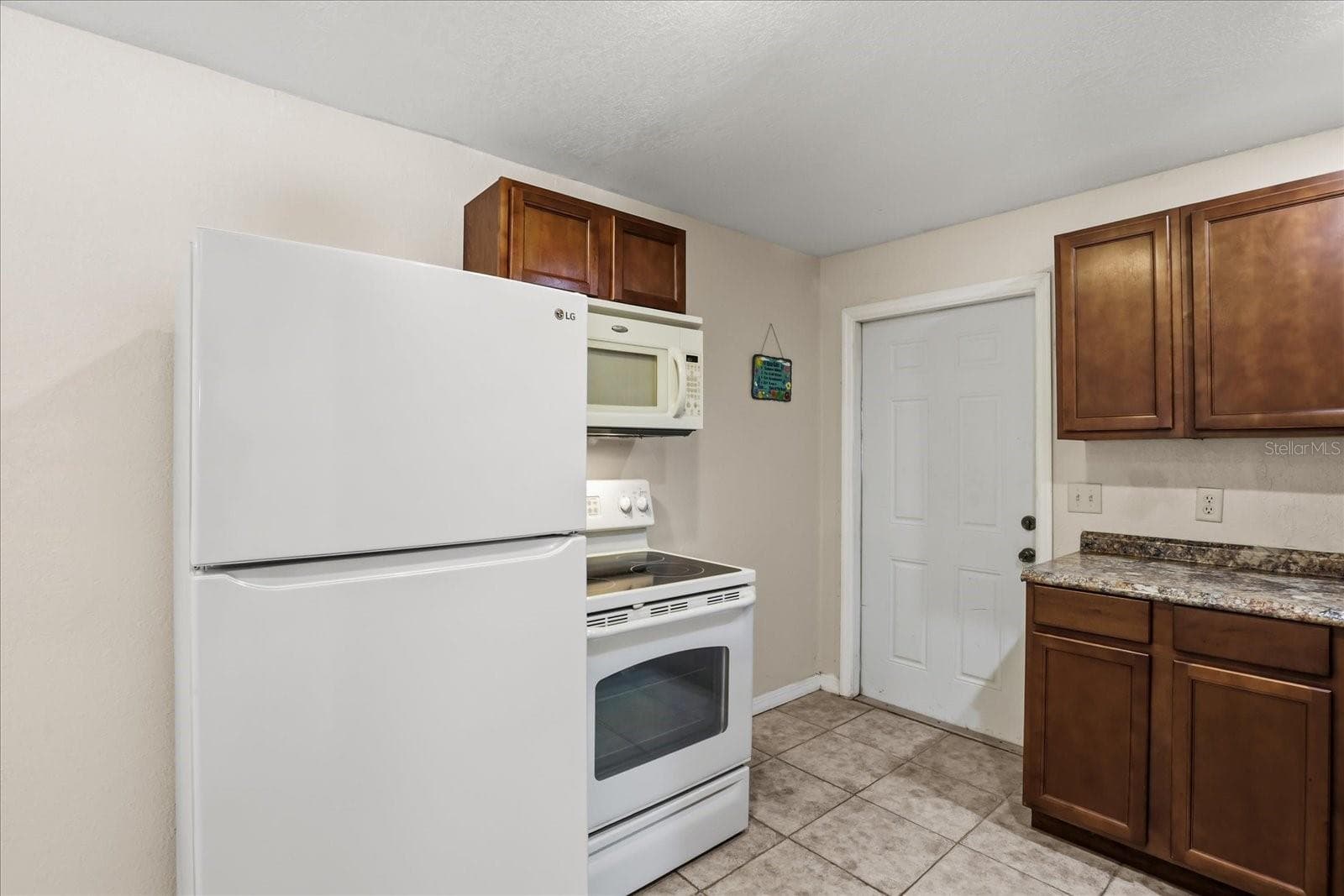 Single Family Residence at 159 HOLLAND RD, ORMOND BEACH, photo 33 of 56