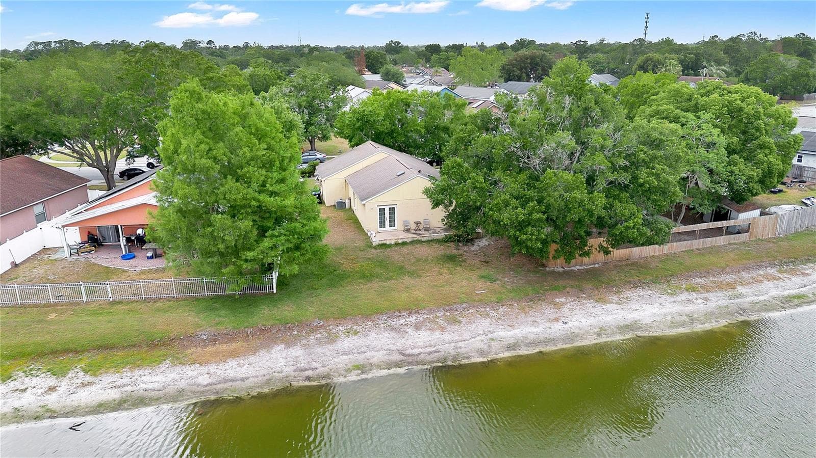 Single Family Residence at 2413 RADNOR AVE, ORLANDO, photo 38 of 48