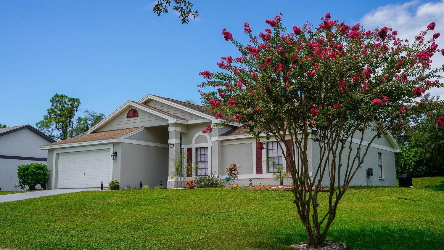 8141 GOLF CLUB CT