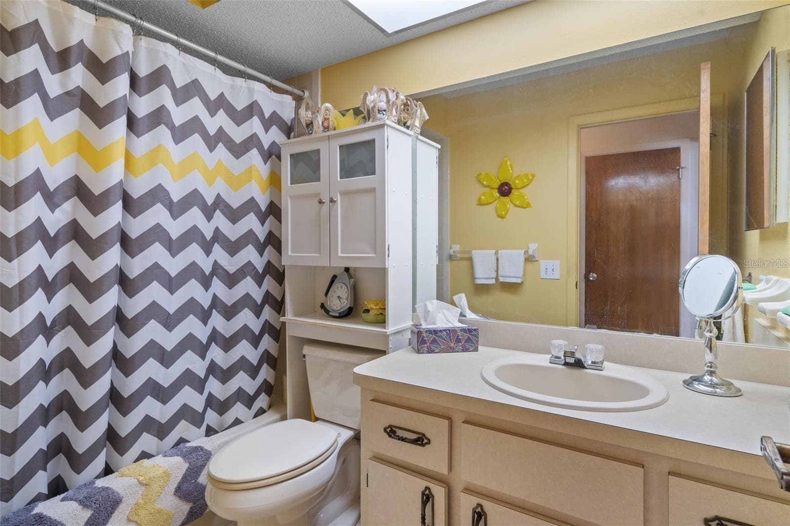 HALL BATH - 8914 SCHRADER BLVD, PORT RICHEY