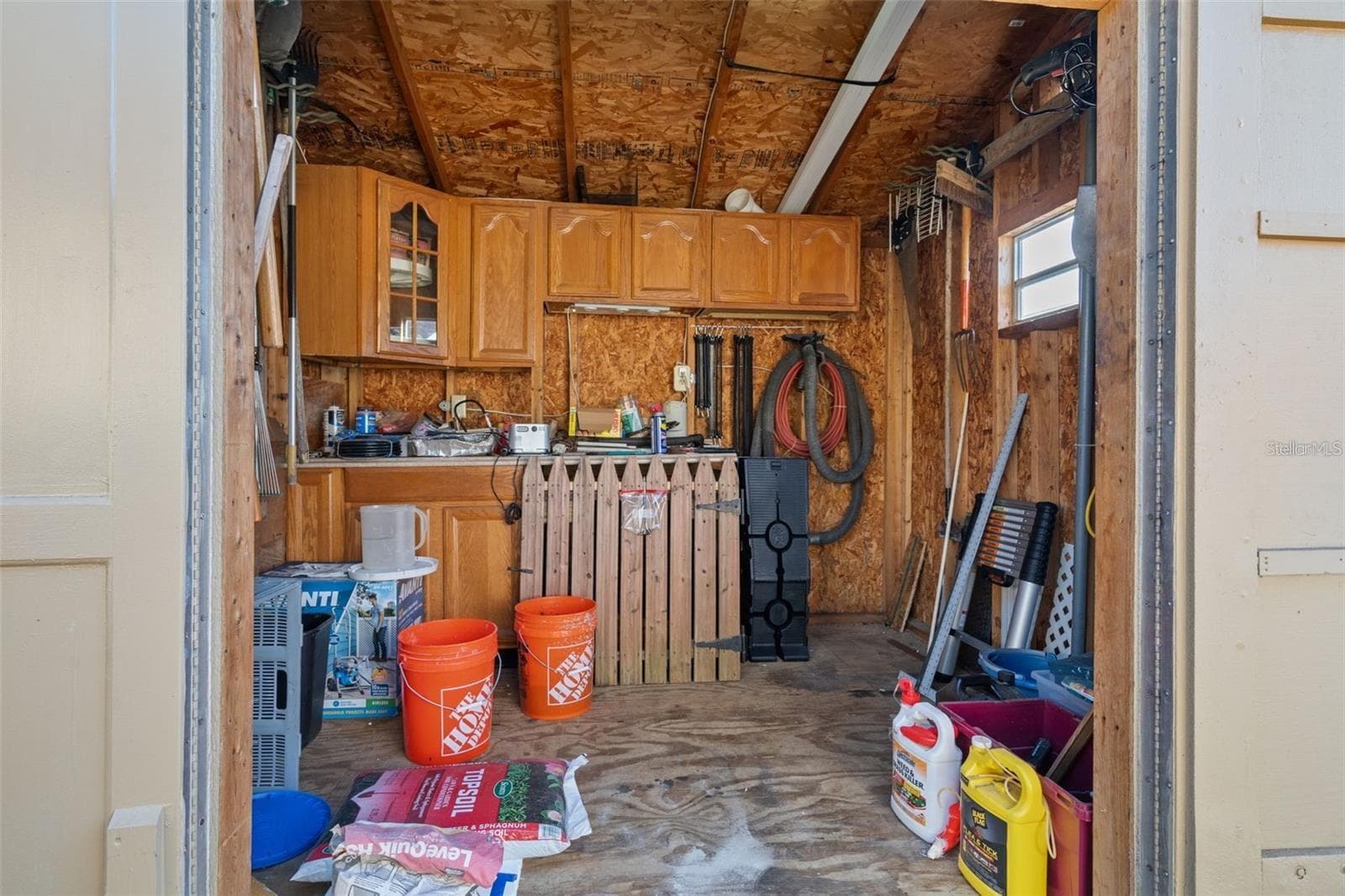 SHED 2 - 8914 SCHRADER BLVD, PORT RICHEY