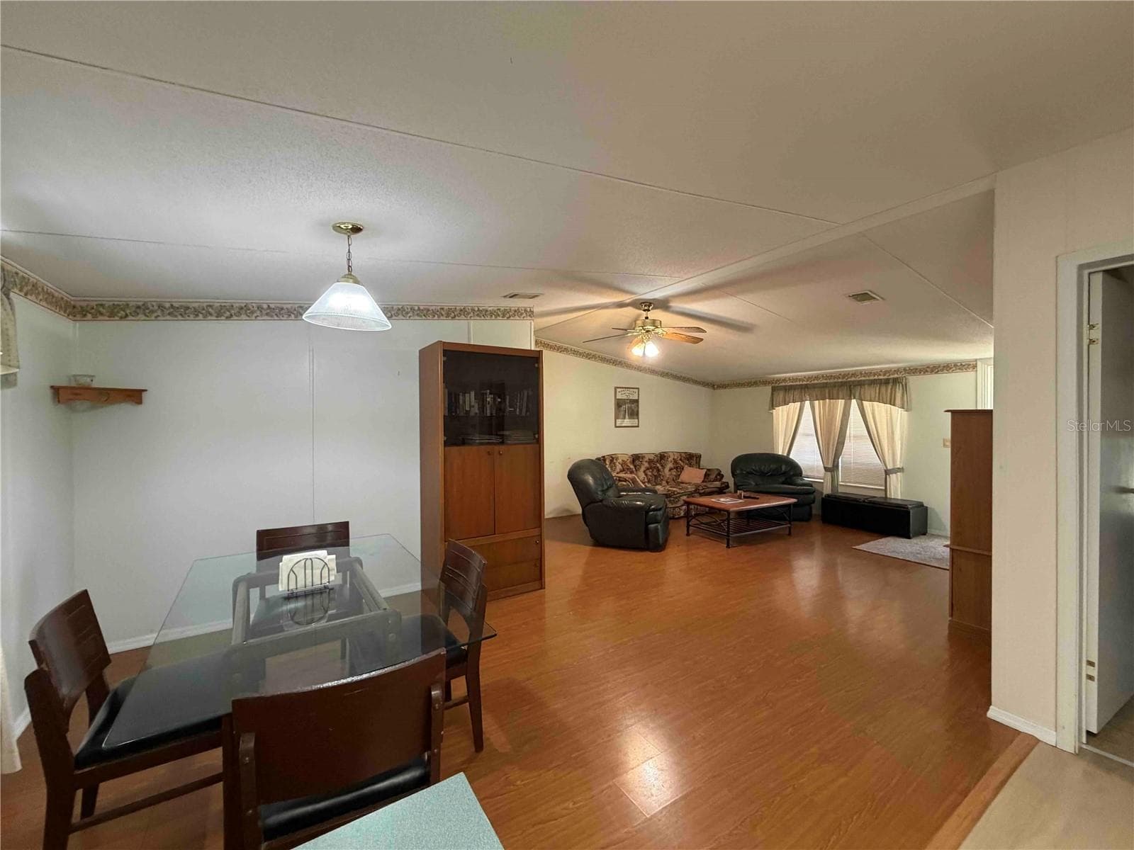 Manufactured Home at 1550 SE 111TH CT, MORRISTON, photo 11 of 63