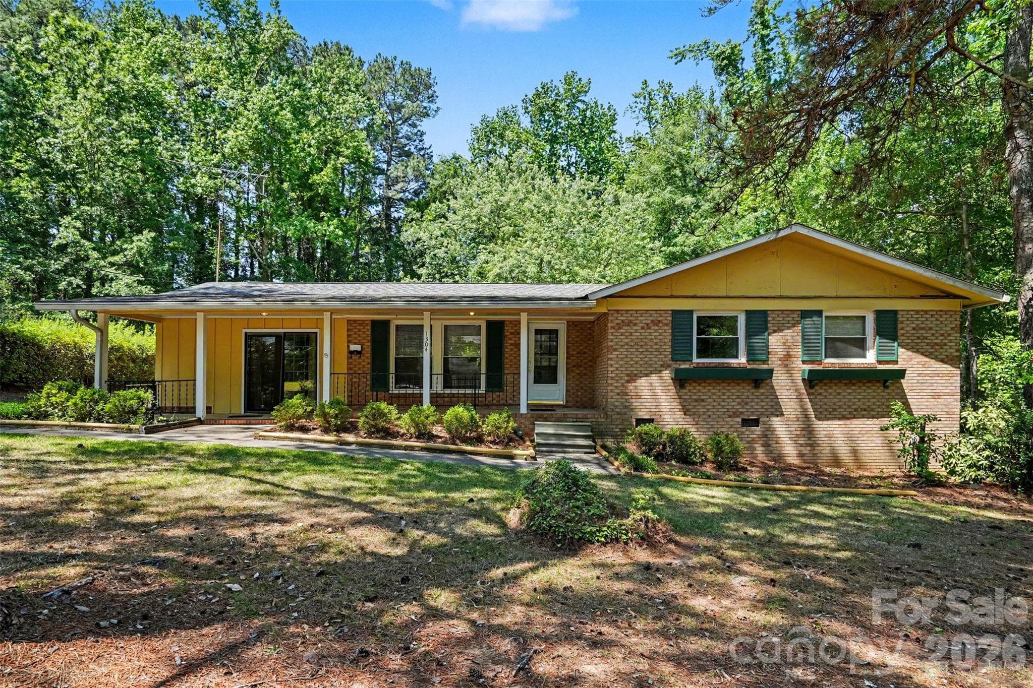 Single Family Residence at 1304 Shannon Drive, Wadesboro, photo 2 of 32