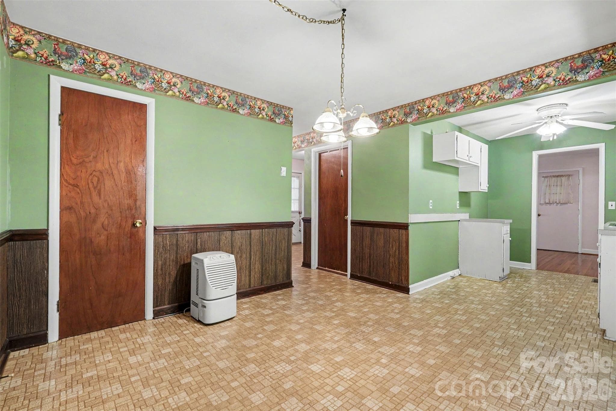 Single Family Residence at 1304 Shannon Drive, Wadesboro, photo 14 of 32