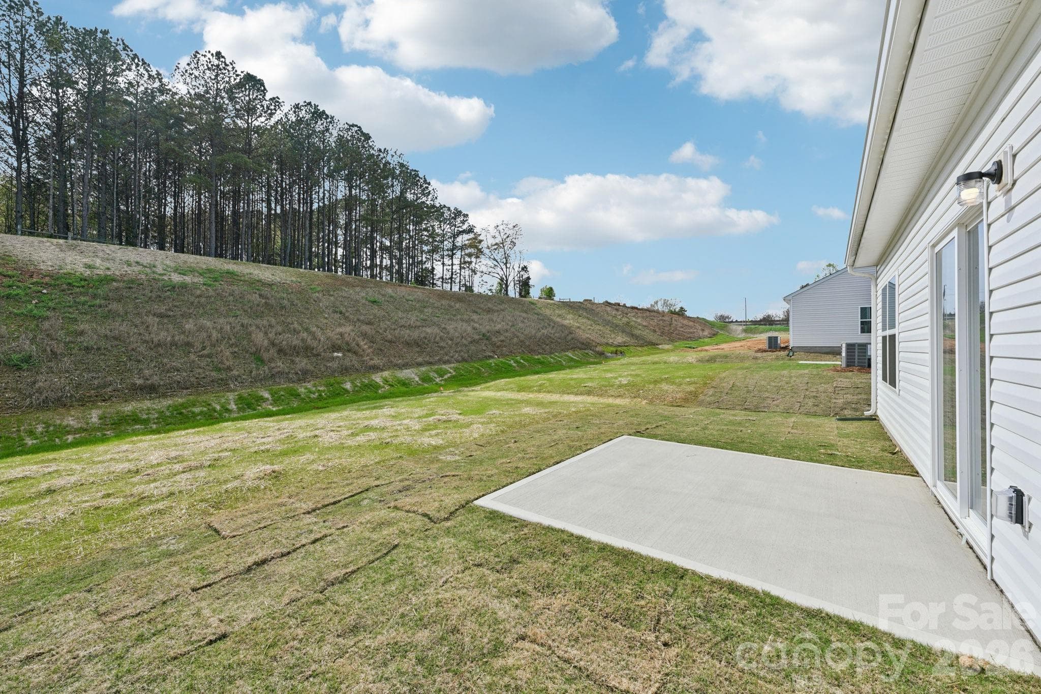 Single Family Residence at 712 Willow Estates Drive, Shelby, photo 8 of 34