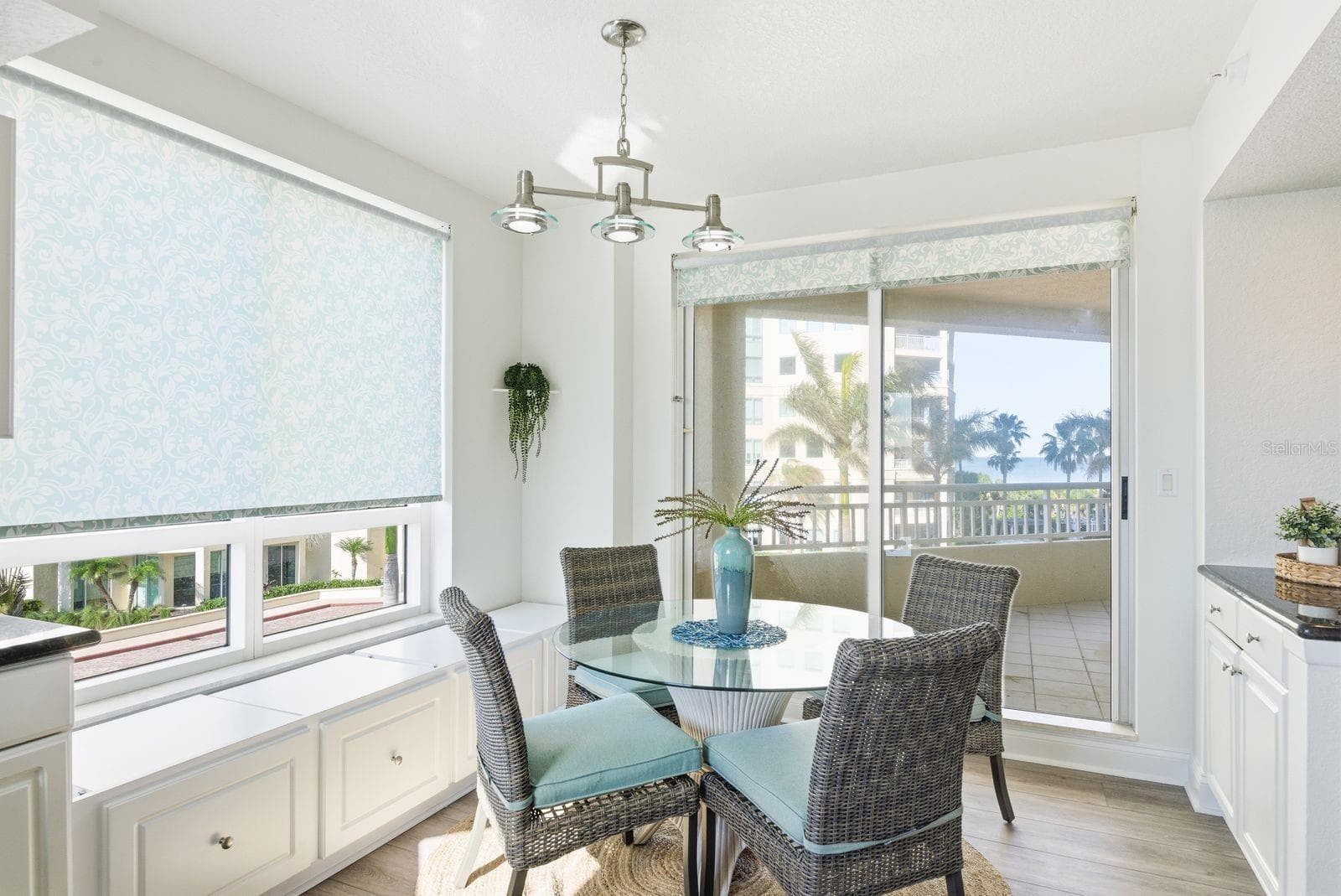 Eat in Kitchen - 1170 SE GULF BLVD #305, CLEARWATER BEACH
