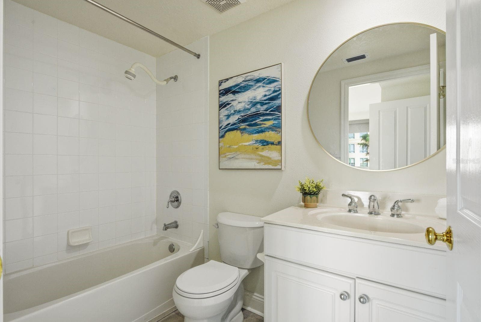 Bathroom - 1170 SE GULF BLVD #305, CLEARWATER BEACH