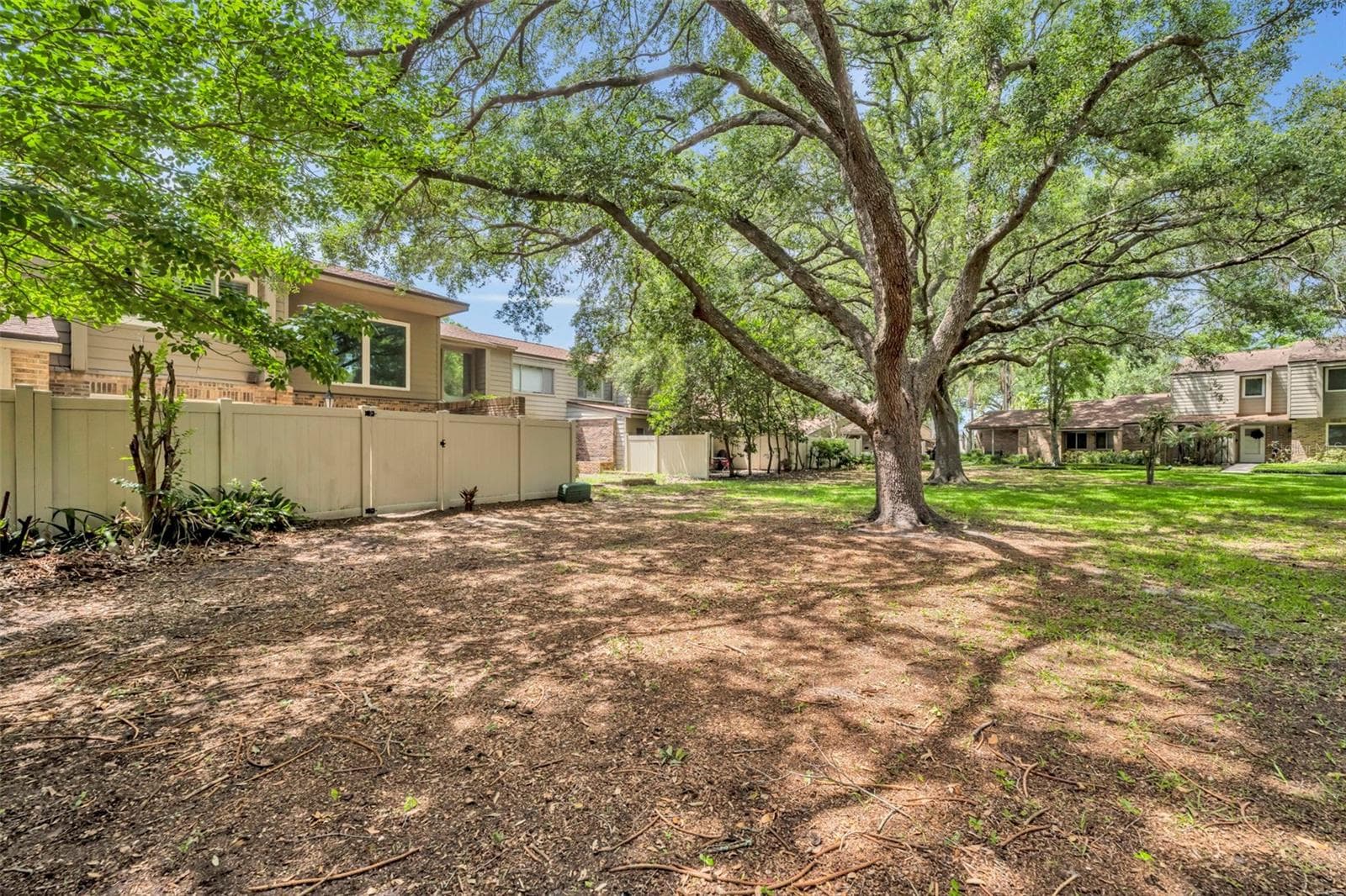 Rear of property - 497 OAK HAVEN DR #497, ALTAMONTE SPRINGS