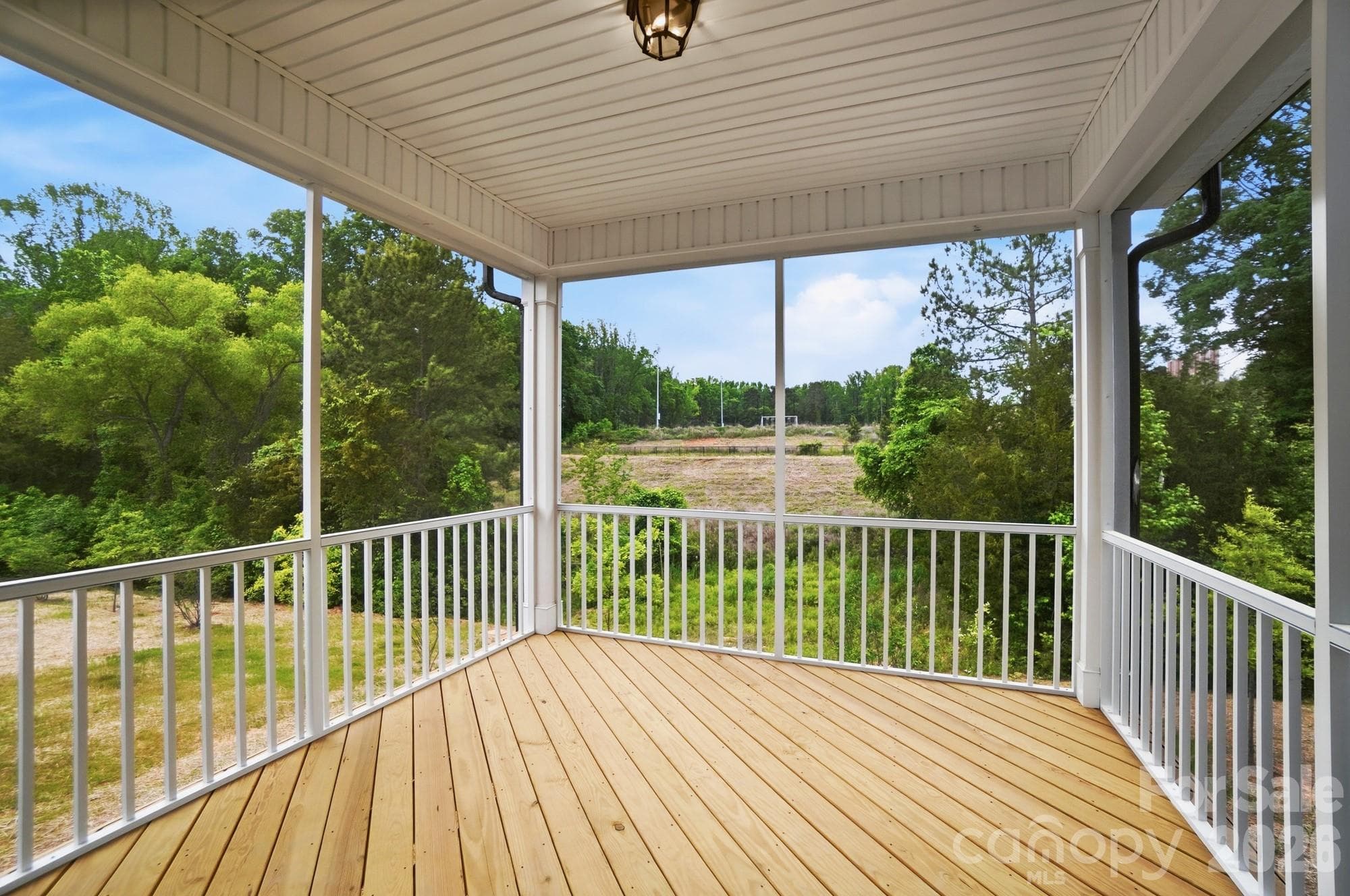 Screened in deck - Gastonia