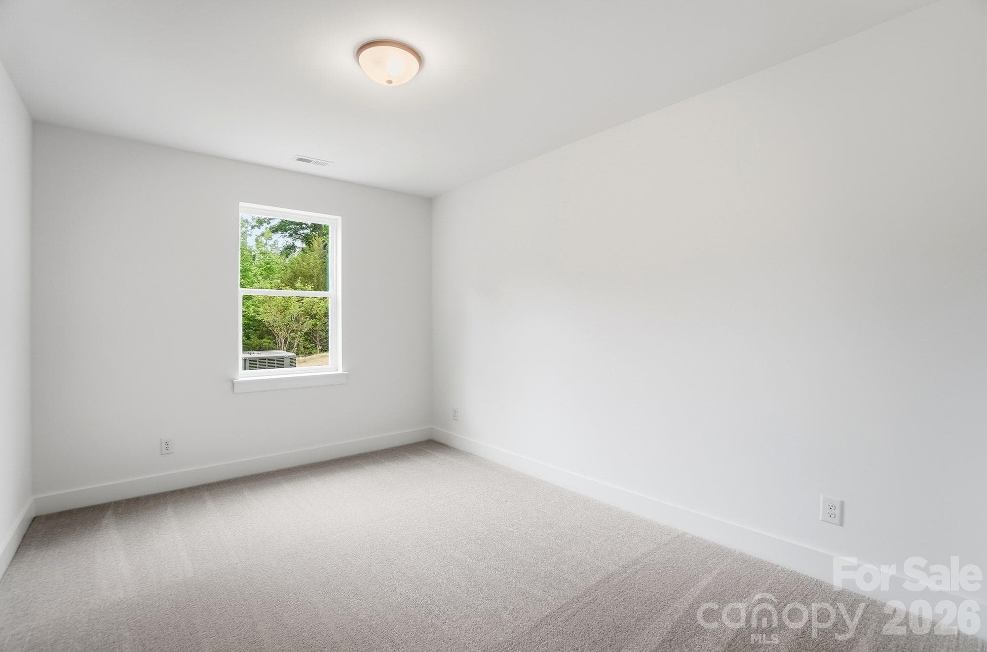 Basement Bedroom - Gastonia