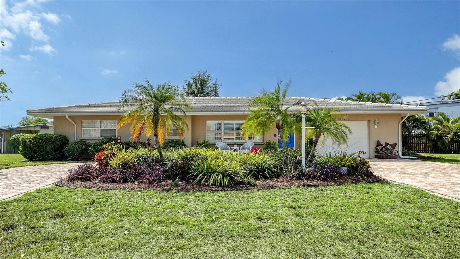 Single Family Residence at 3537 S SCHOOL AVE, SARASOTA, photo 4 of 68