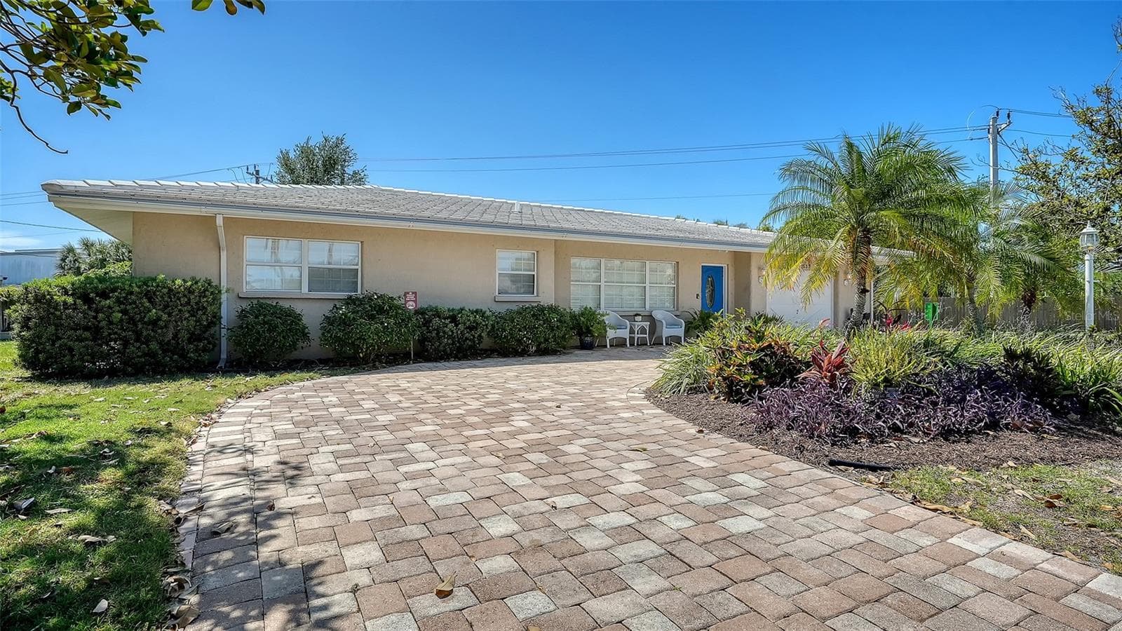 Single Family Residence at 3537 S SCHOOL AVE, SARASOTA, photo 6 of 68