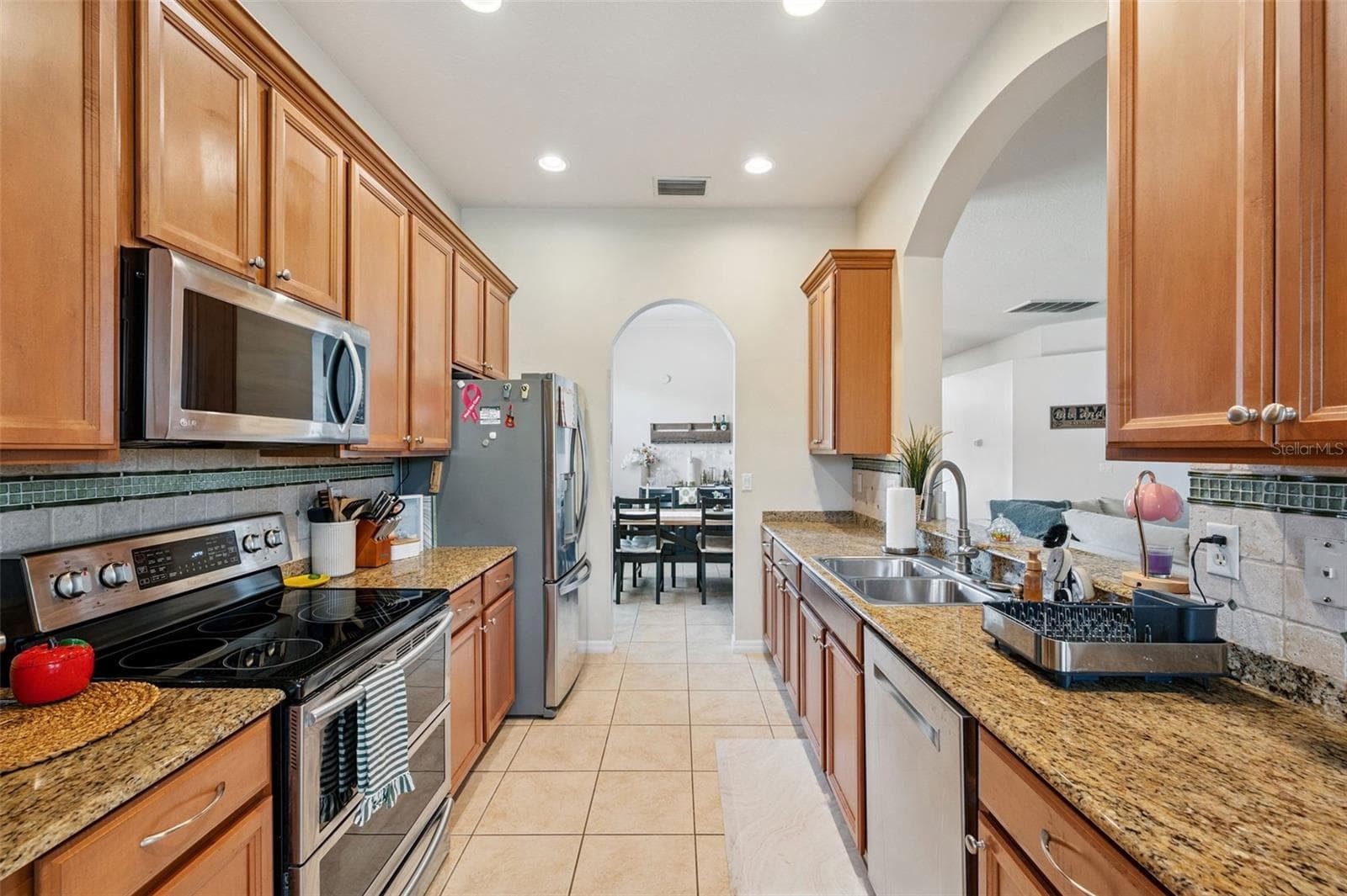 Single Family Residence at 4641 ROLLING GREEN DR, WESLEY CHAPEL, photo 15 of 45