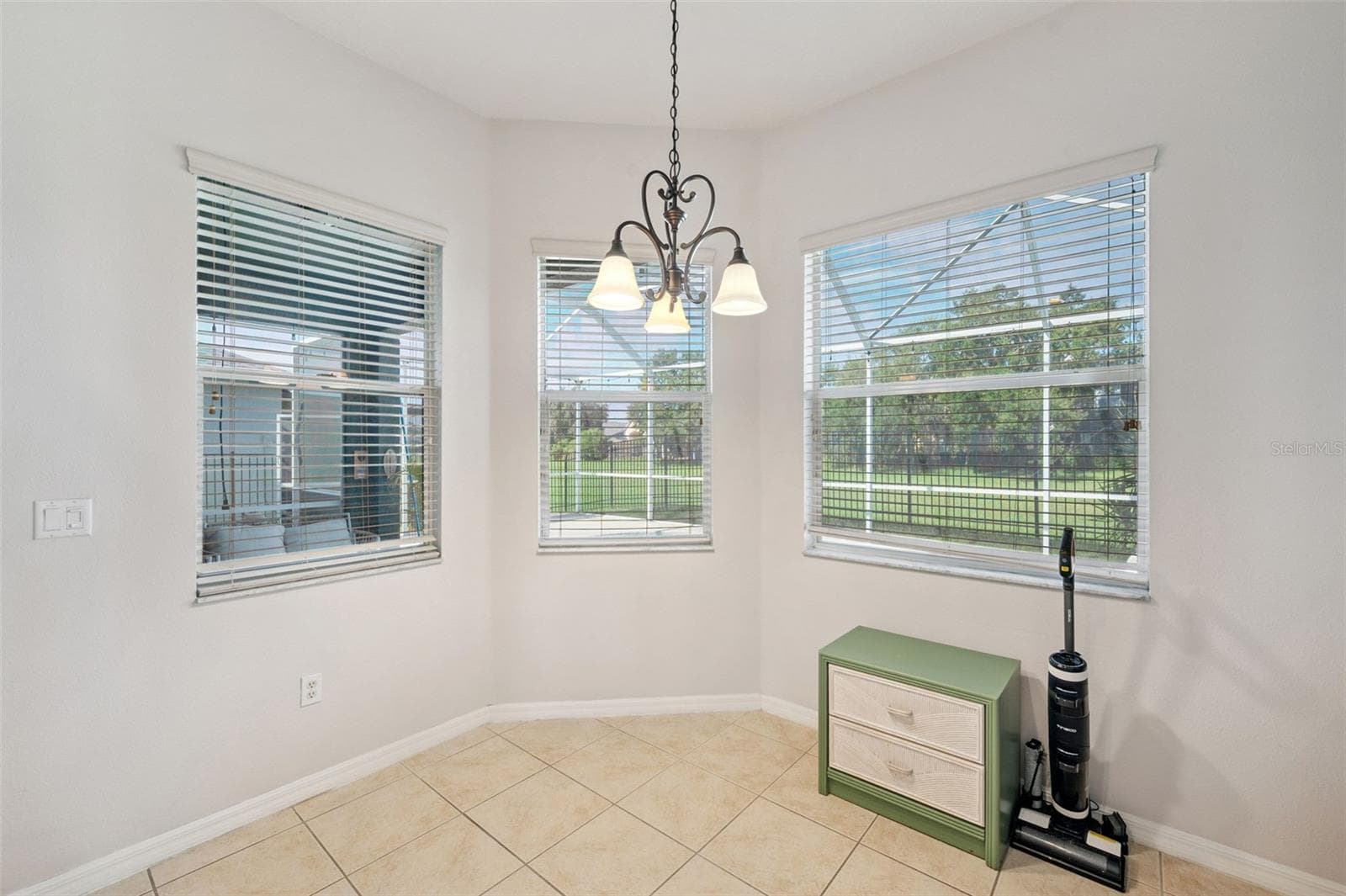 Single Family Residence at 4641 ROLLING GREEN DR, WESLEY CHAPEL, photo 18 of 45