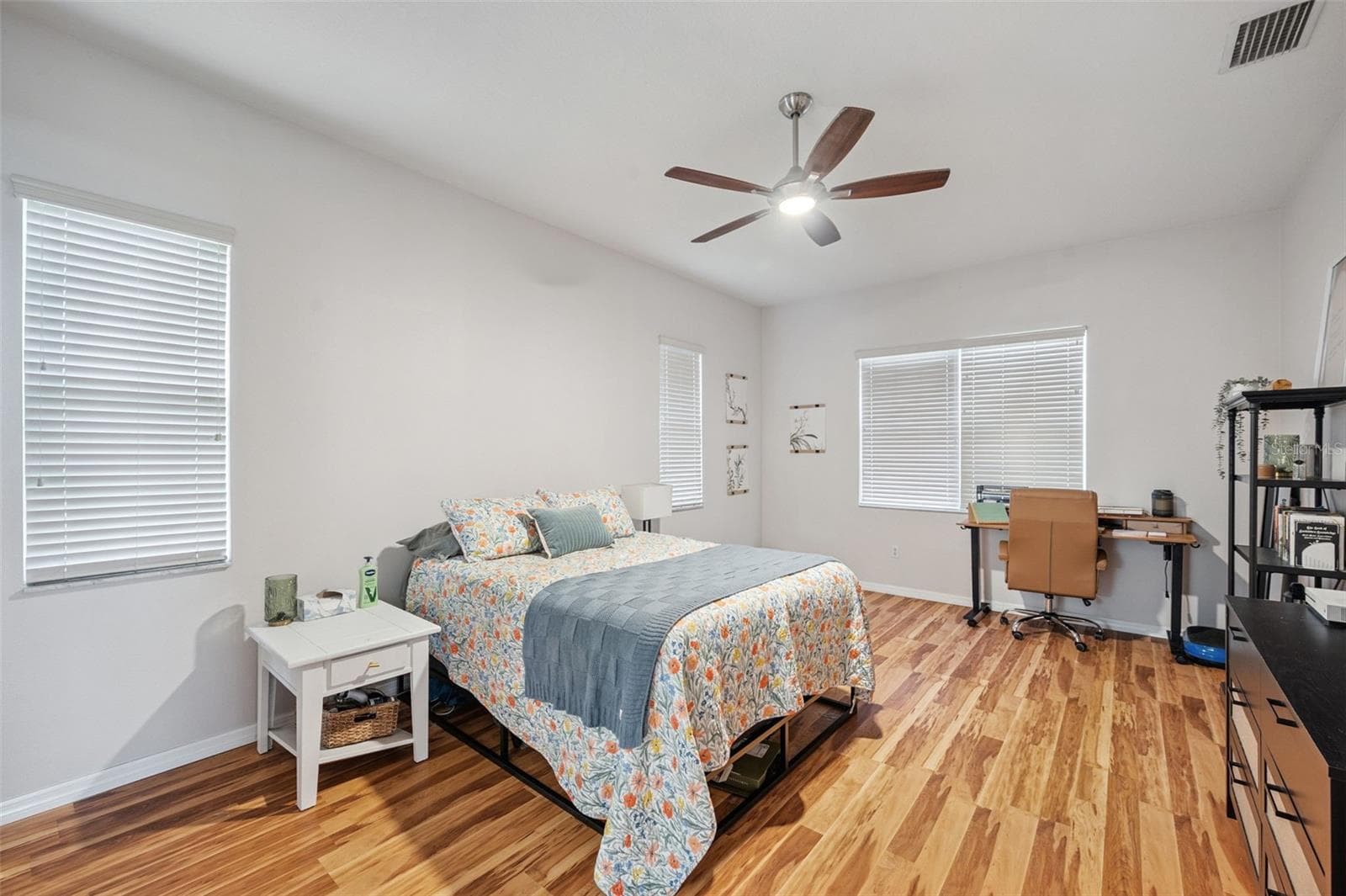 Single Family Residence at 4641 ROLLING GREEN DR, WESLEY CHAPEL, photo 20 of 45