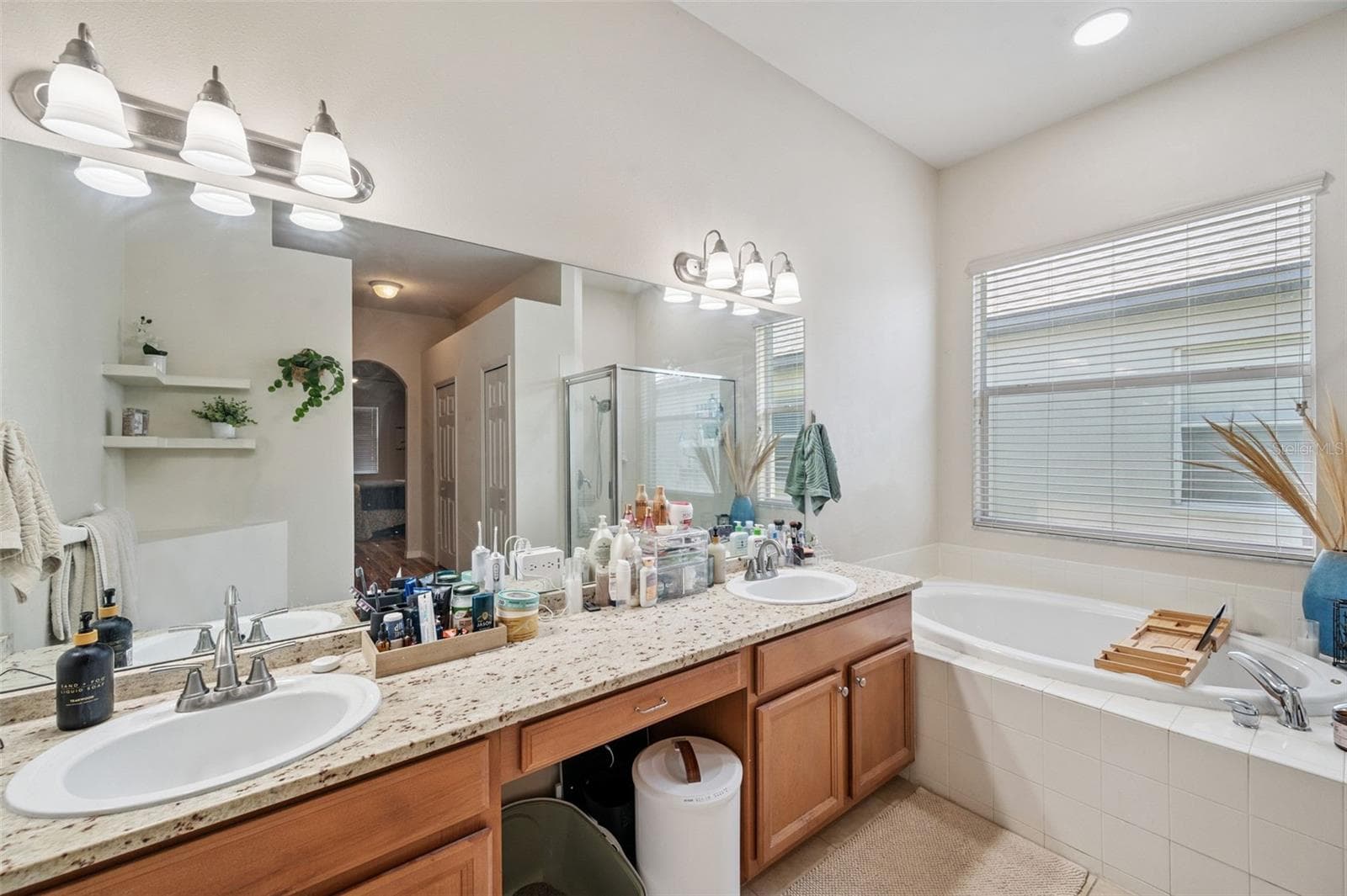 Single Family Residence at 4641 ROLLING GREEN DR, WESLEY CHAPEL, photo 25 of 45
