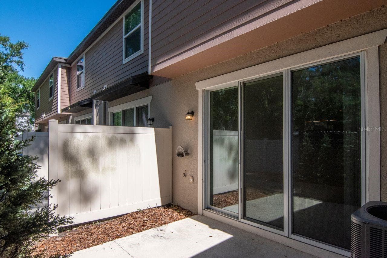 Townhouse at 5368 SYLVESTER LOOP, TAMPA, photo 49 of 56