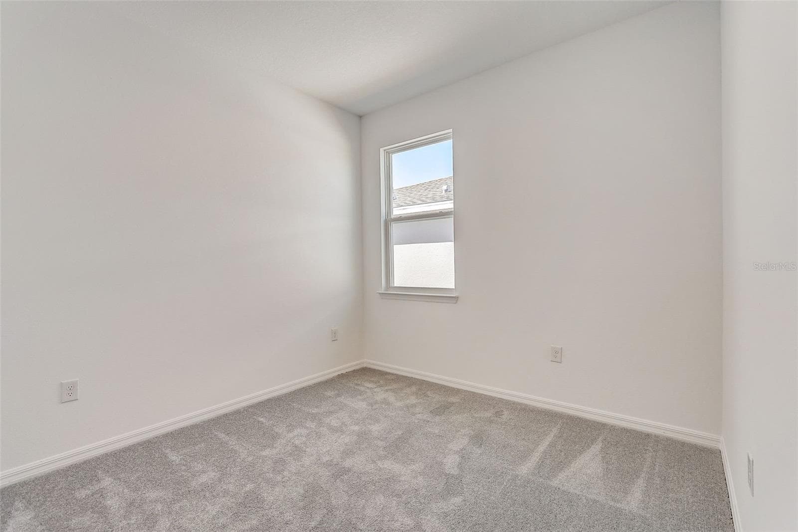 Single Family Residence at 9221 HARRIS HAWK DR, LEESBURG, photo 17 of 30