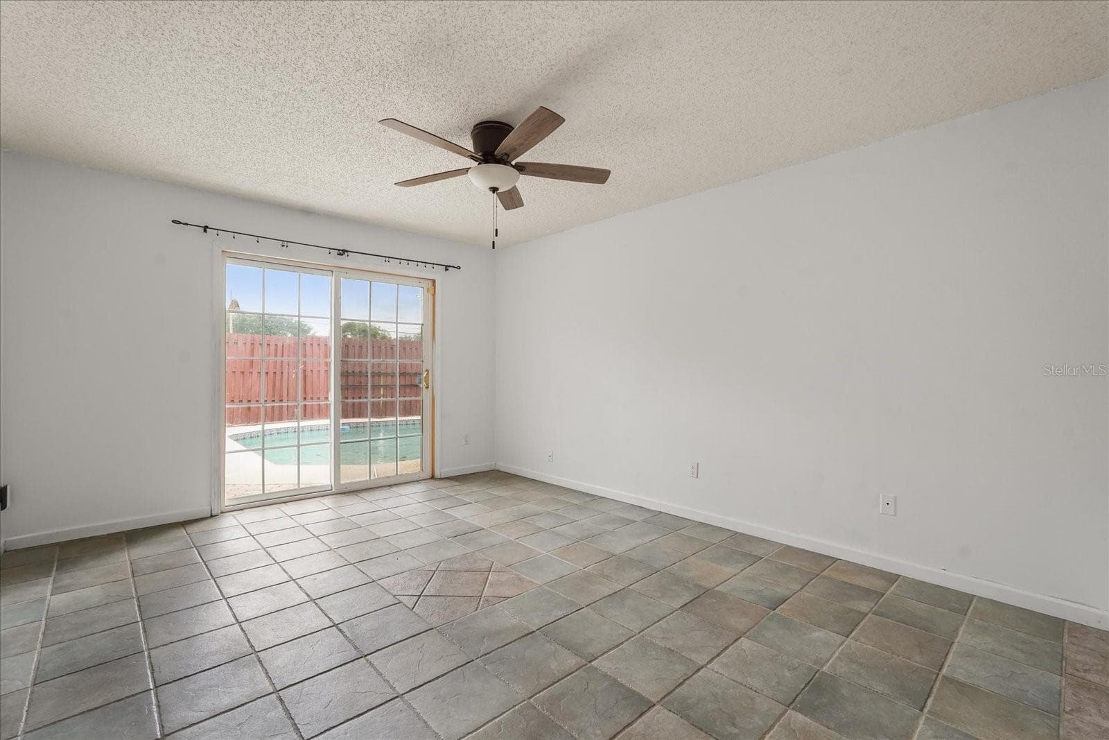 Single Family Residence at 2019 PAPRIKA DR, ORLANDO, photo 17 of 38