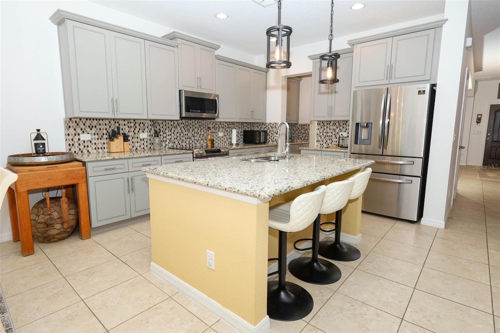 Single Family Residence at 5232 VILLA ROSA AVE, ST CLOUD, photo 13 of 77