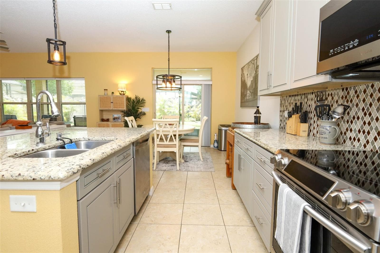 Single Family Residence at 5232 VILLA ROSA AVE, ST CLOUD, photo 15 of 77