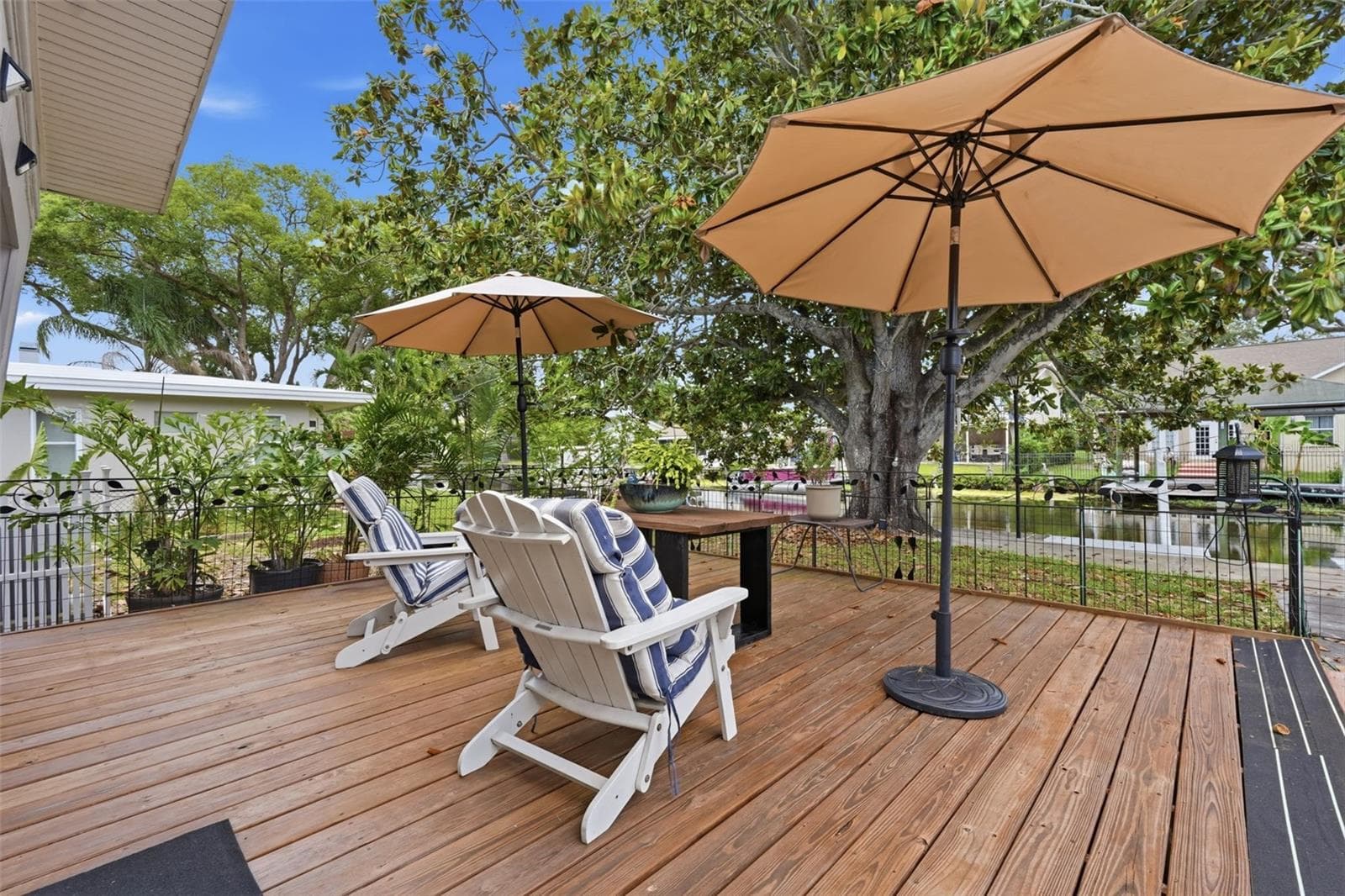 Single Family Residence at 179 E CANAL DR, PALM HARBOR, photo 26 of 36