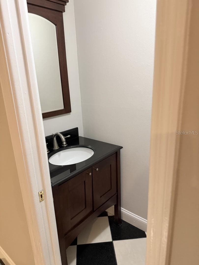 Condominium at 606 S GLEN AVE #10, TAMPA, photo 33 of 40