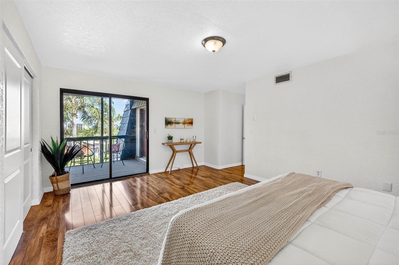Townhouse at 9342 TRADEWINDS AVE, SEMINOLE, photo 9 of 22