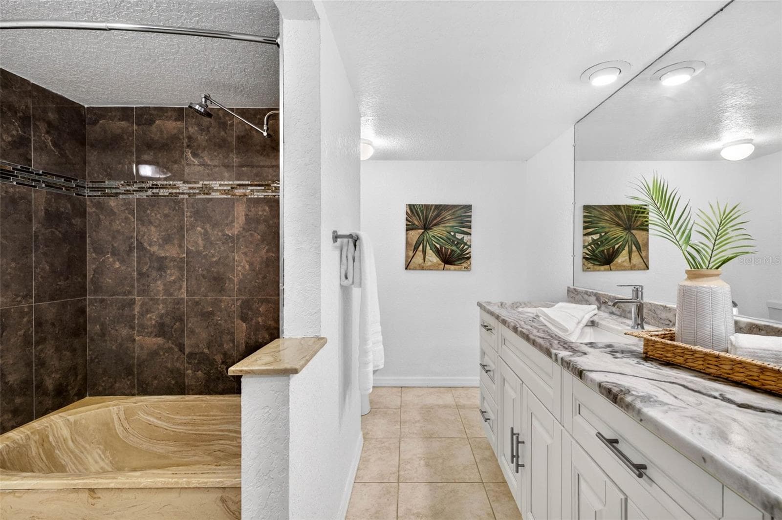 Townhouse at 9342 TRADEWINDS AVE, SEMINOLE, photo 10 of 22