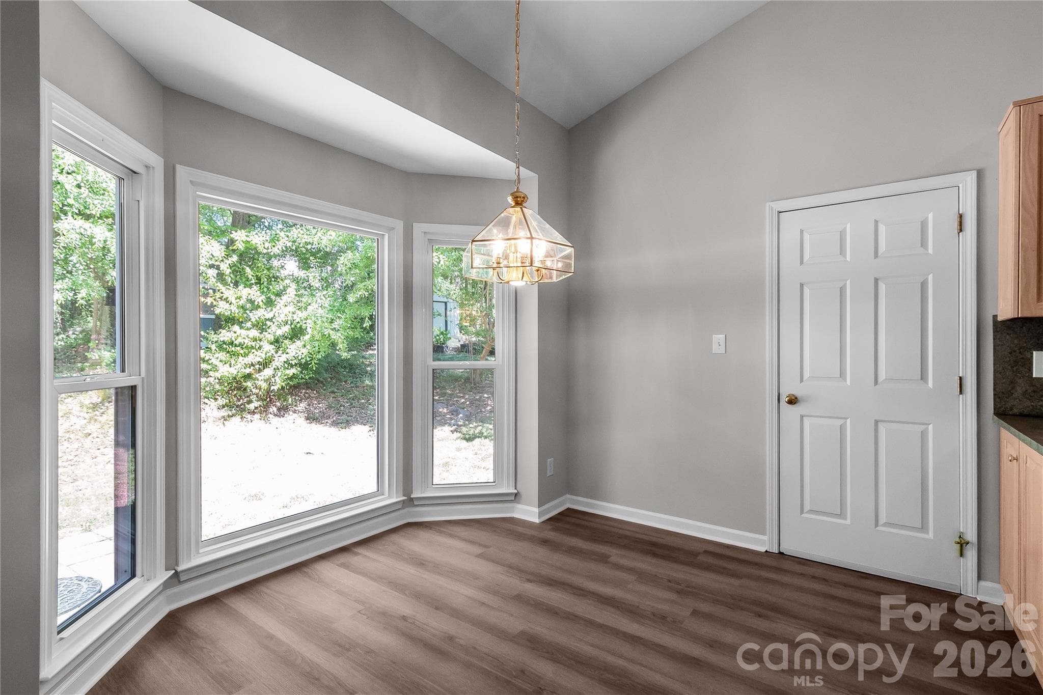 Single Family Residence at 10713 Ridge Acres Road, Charlotte, photo 16 of 43