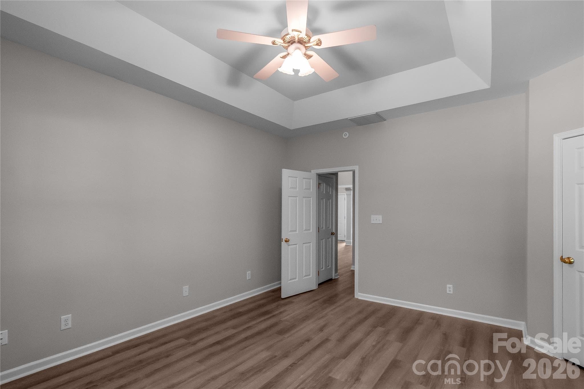 Single Family Residence at 10713 Ridge Acres Road, Charlotte, photo 28 of 43