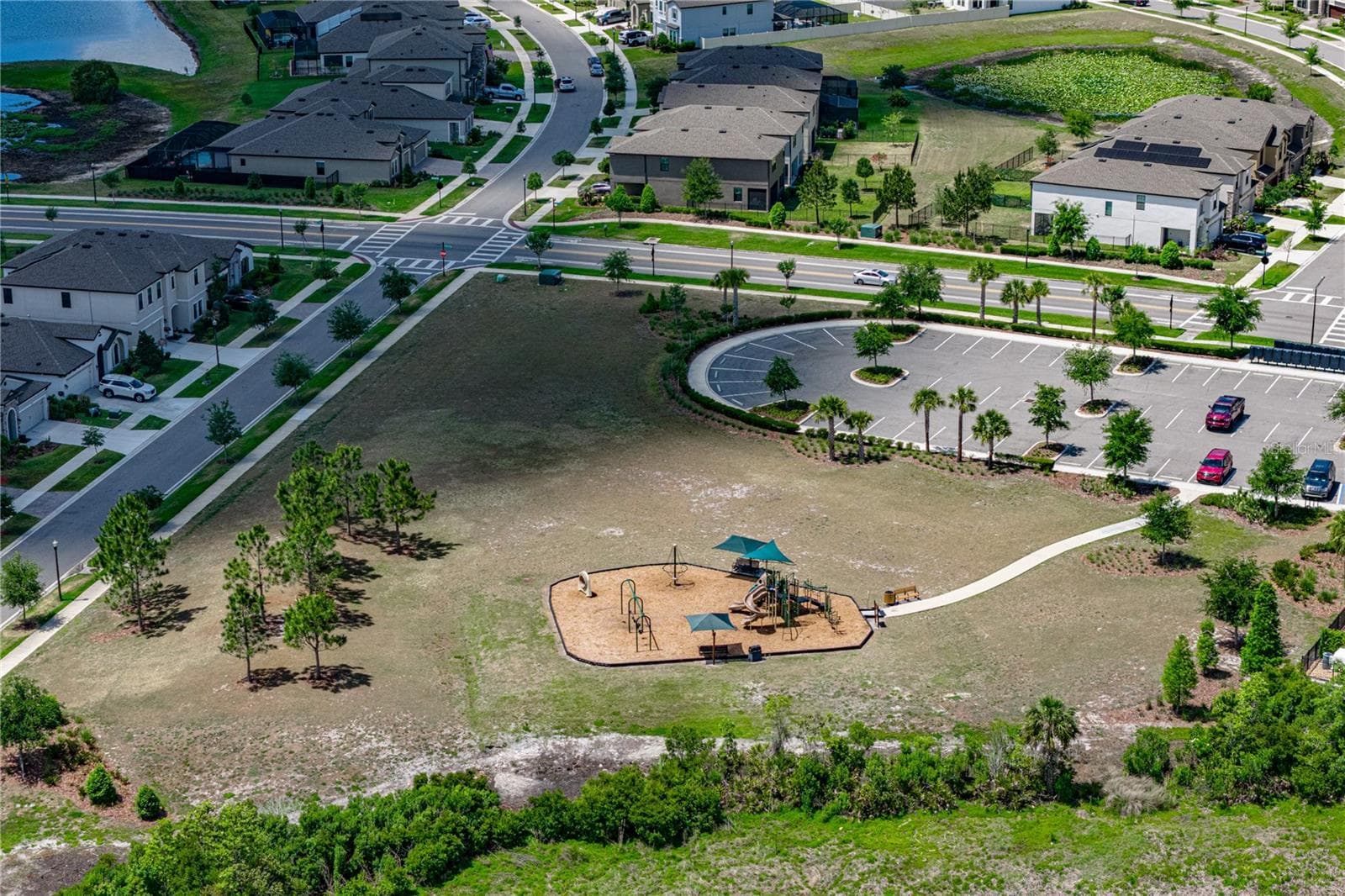 Single Family Residence at 14633 RED CASTLE AVE, LITHIA, photo 57 of 63