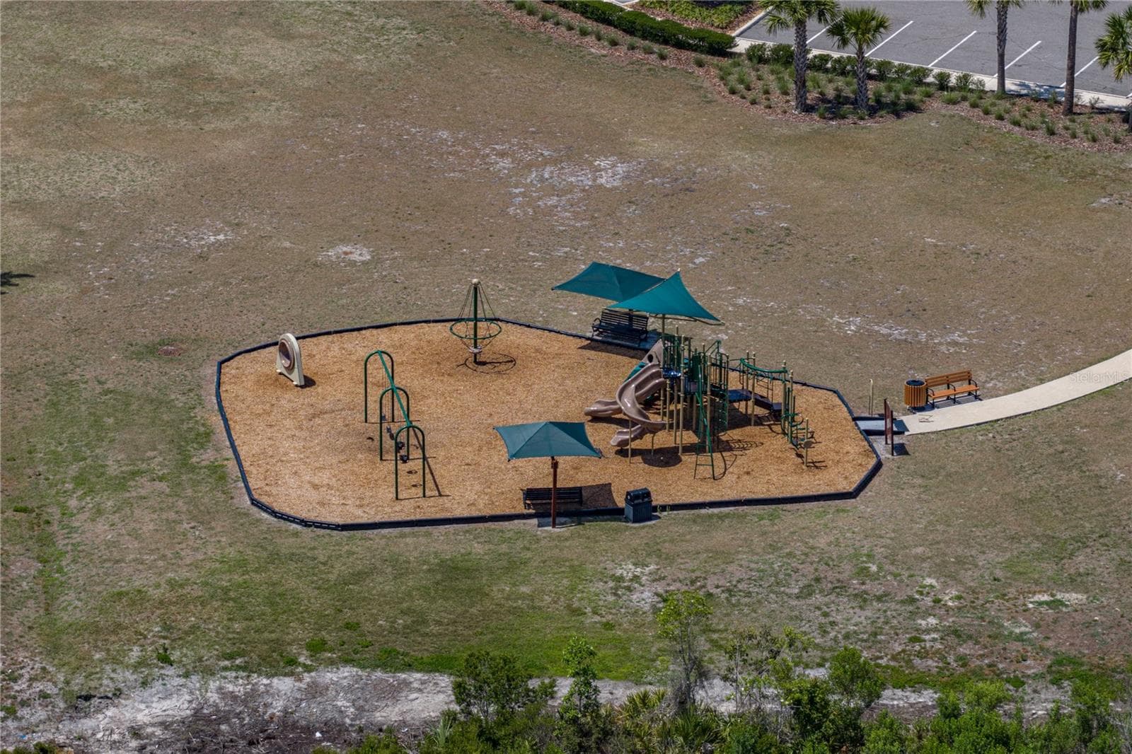 Single Family Residence at 14633 RED CASTLE AVE, LITHIA, photo 58 of 63