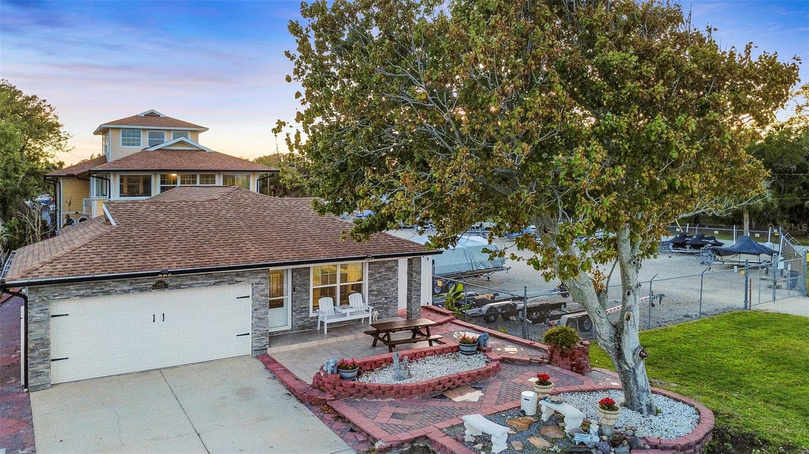 5414 RIVERSIDE DR