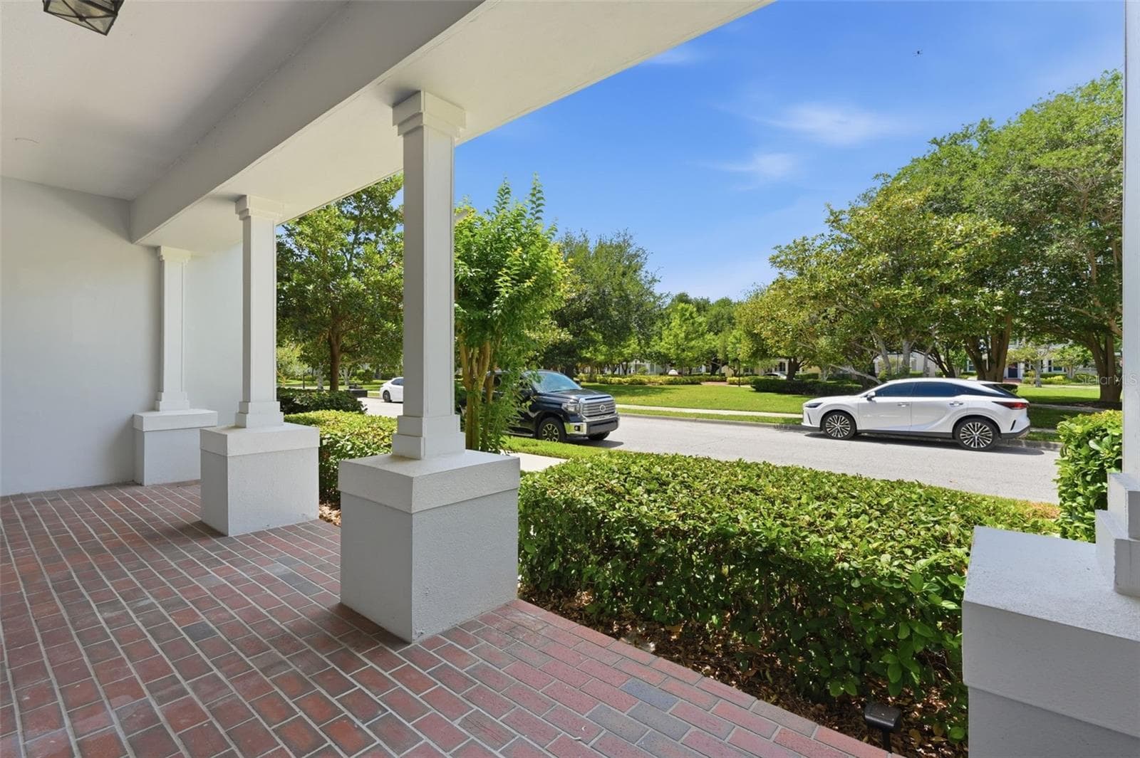 Townhouse at 10111 HAYFIELD WAY, TAMPA, photo 6 of 63