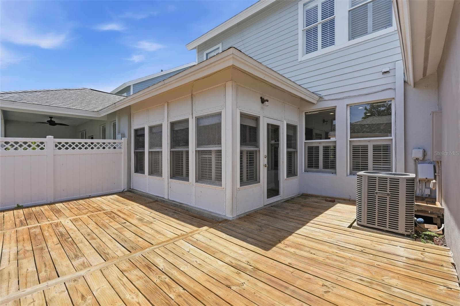 Townhouse at 10111 HAYFIELD WAY, TAMPA, photo 44 of 63