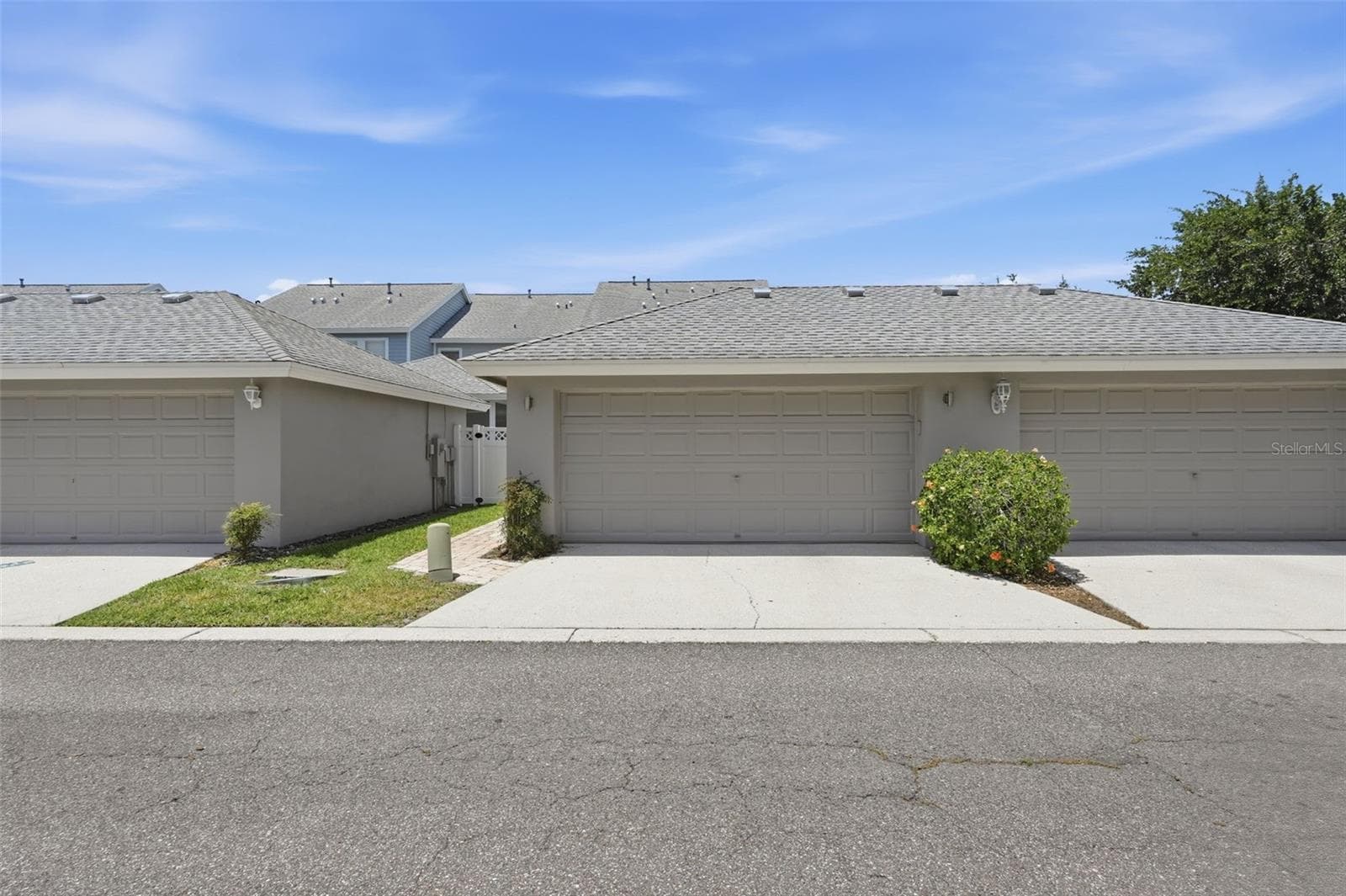 Townhouse at 10111 HAYFIELD WAY, TAMPA, photo 52 of 63