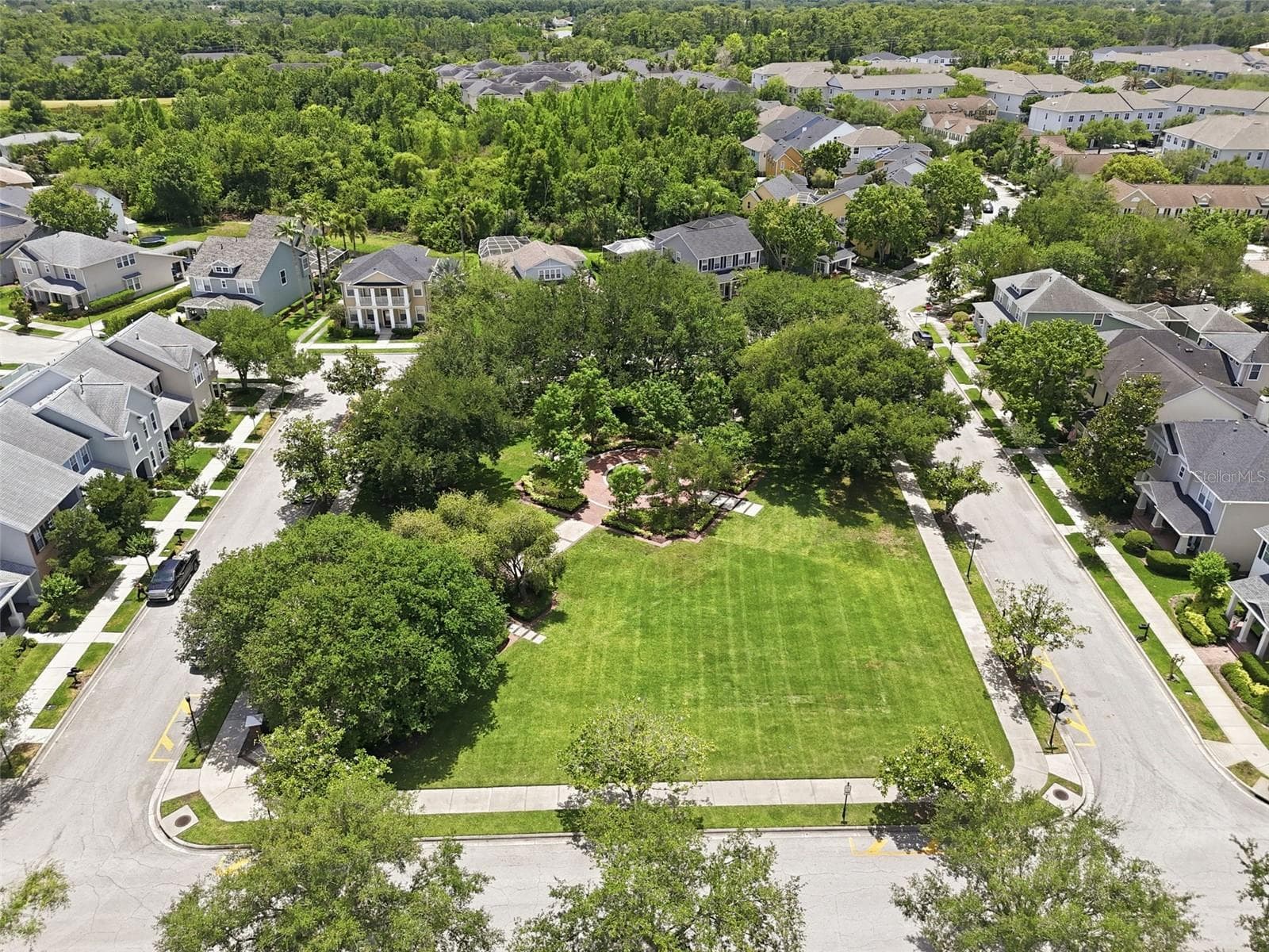 Townhouse at 10111 HAYFIELD WAY, TAMPA, photo 53 of 63