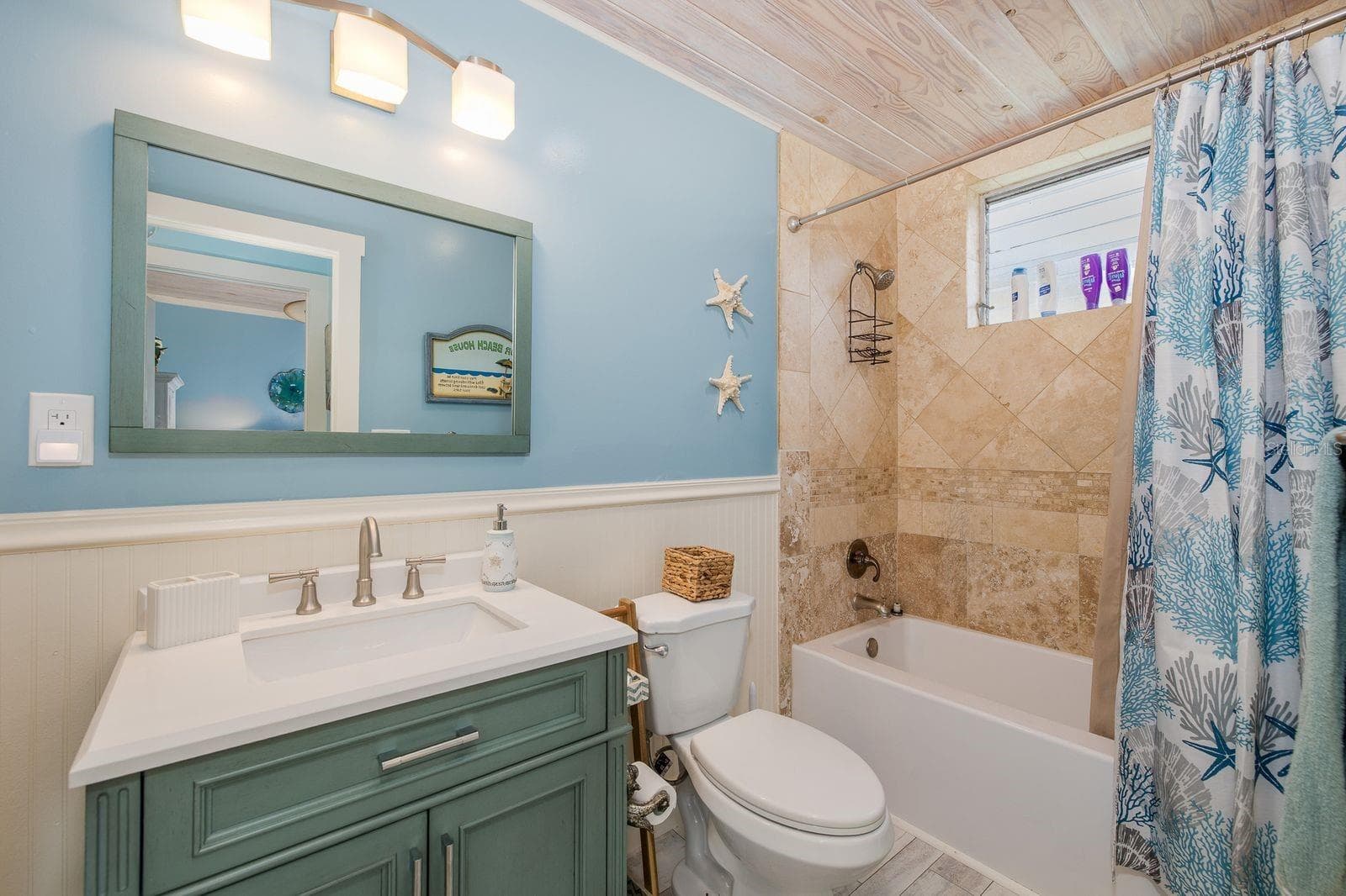 Single Family Residence at 5473 DARLENE ST, WEEKI WACHEE, photo 8 of 51