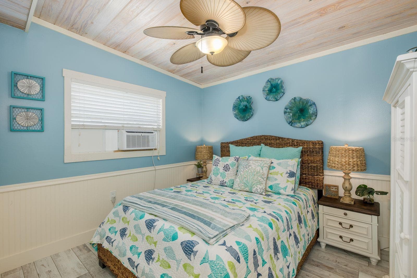 Single Family Residence at 5473 DARLENE ST, WEEKI WACHEE, photo 9 of 51