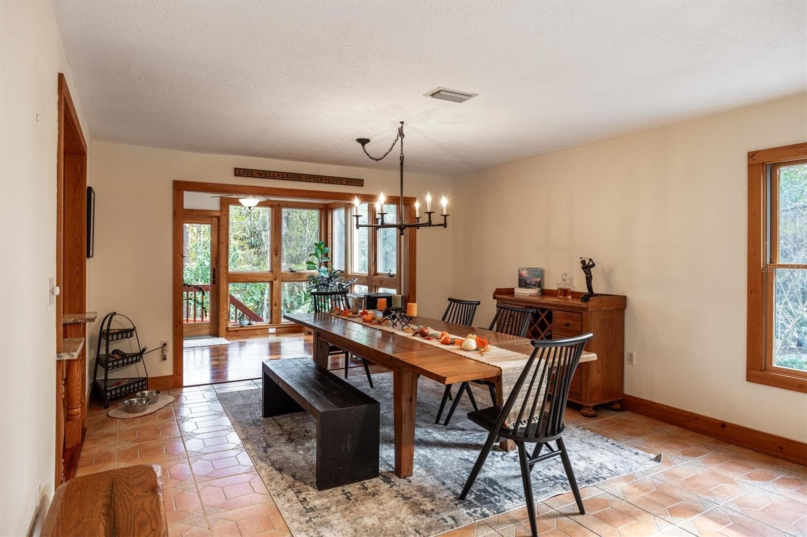 Dining room - 22675 NW 75TH AVENUE RD, MICANOPY