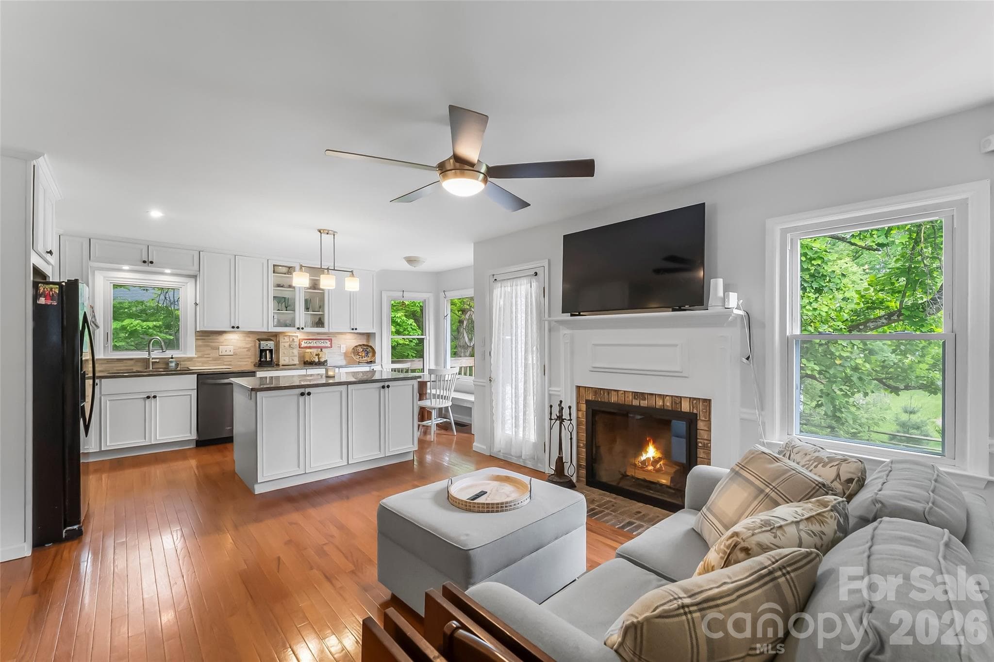 Single Family Residence at Black Mountain, photo 4 of 36