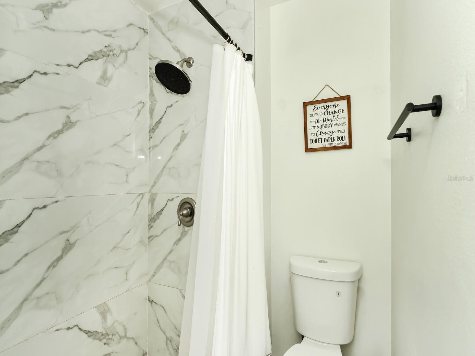 Master shower - 7561 LAKE ANDREA CIR, MOUNT DORA